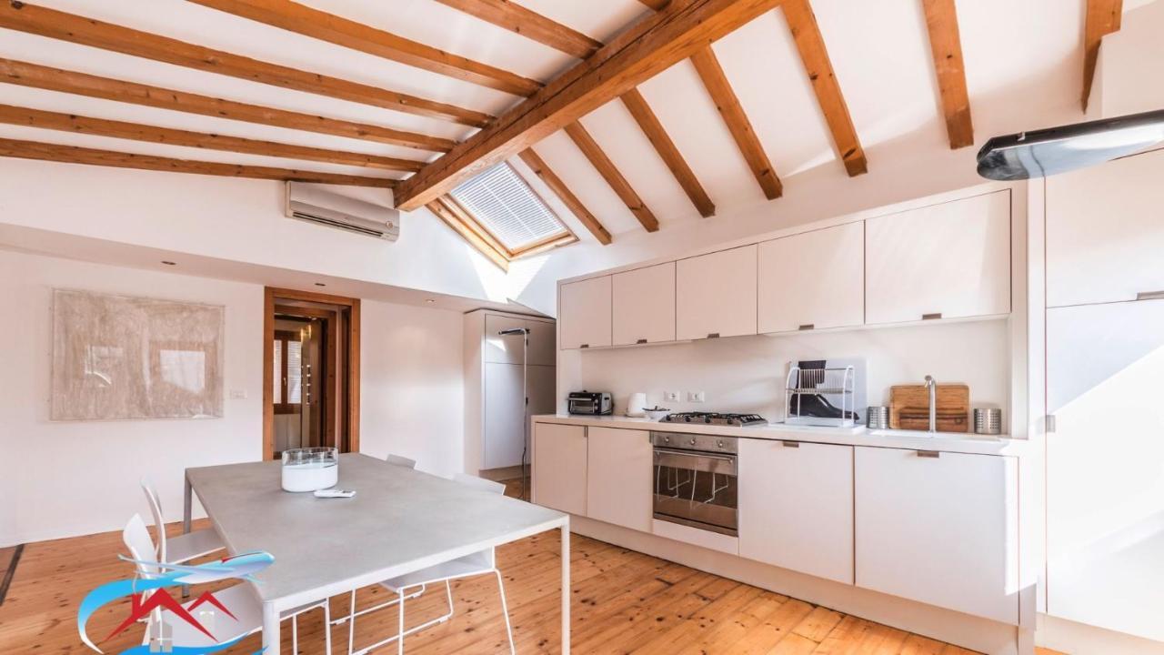 Appartement Au Nom De La Rose à Venise Extérieur photo