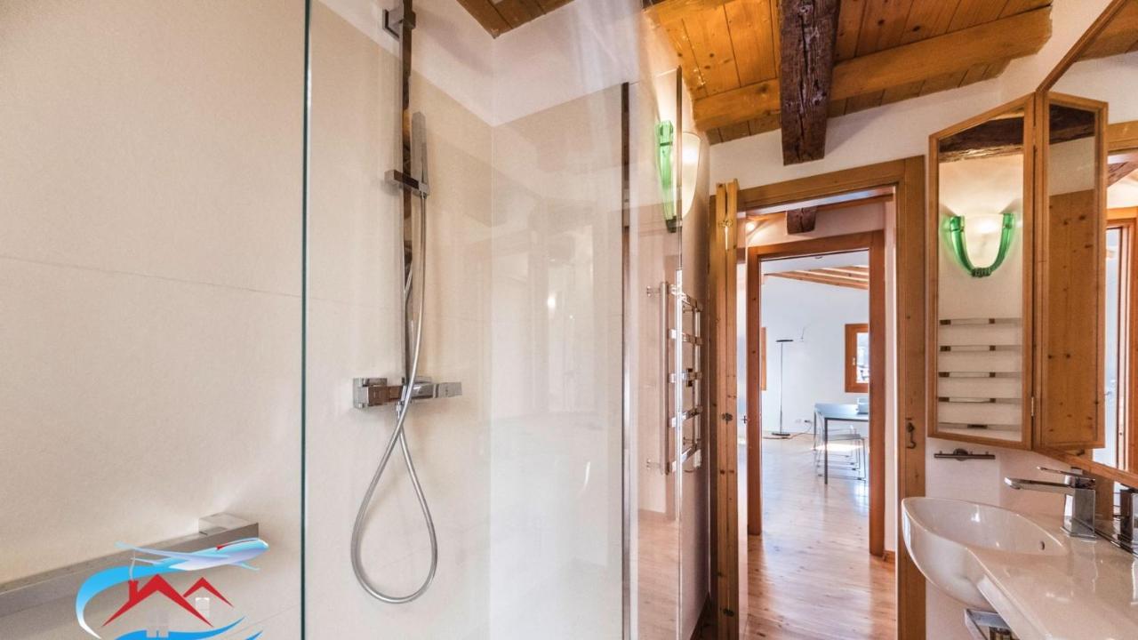 Appartement Au Nom De La Rose à Venise Extérieur photo