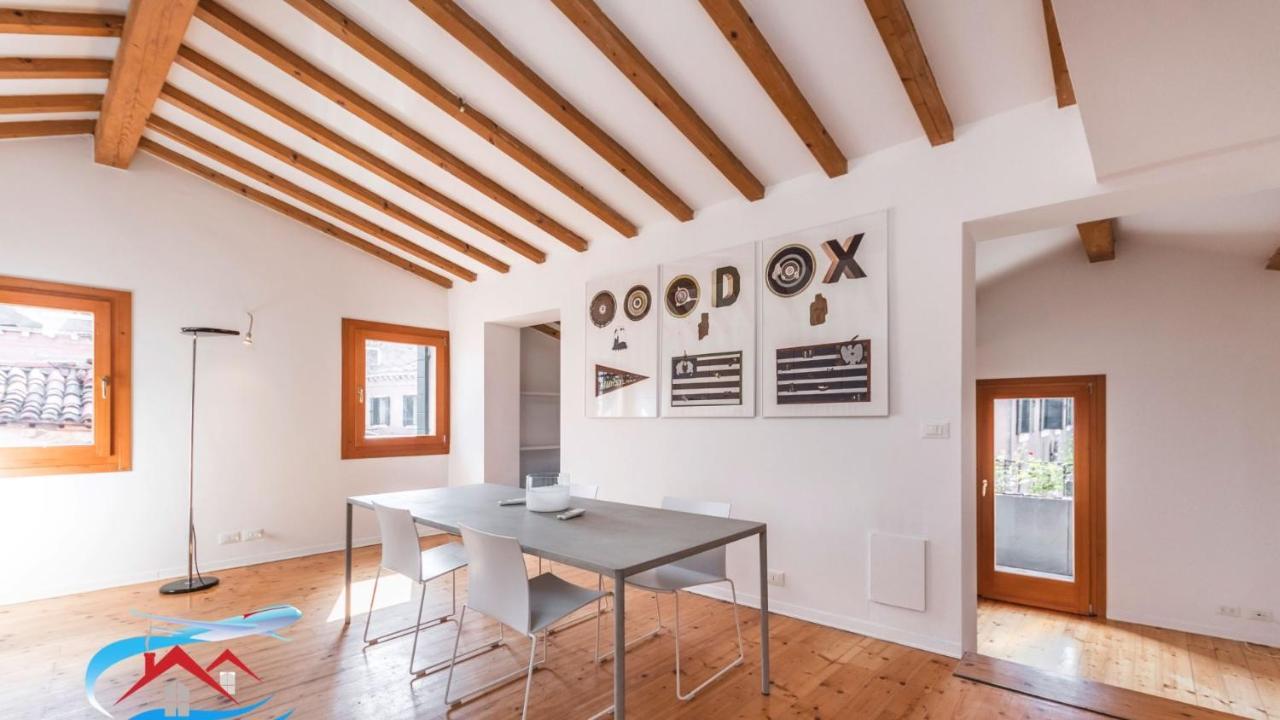 Appartement Au Nom De La Rose à Venise Extérieur photo