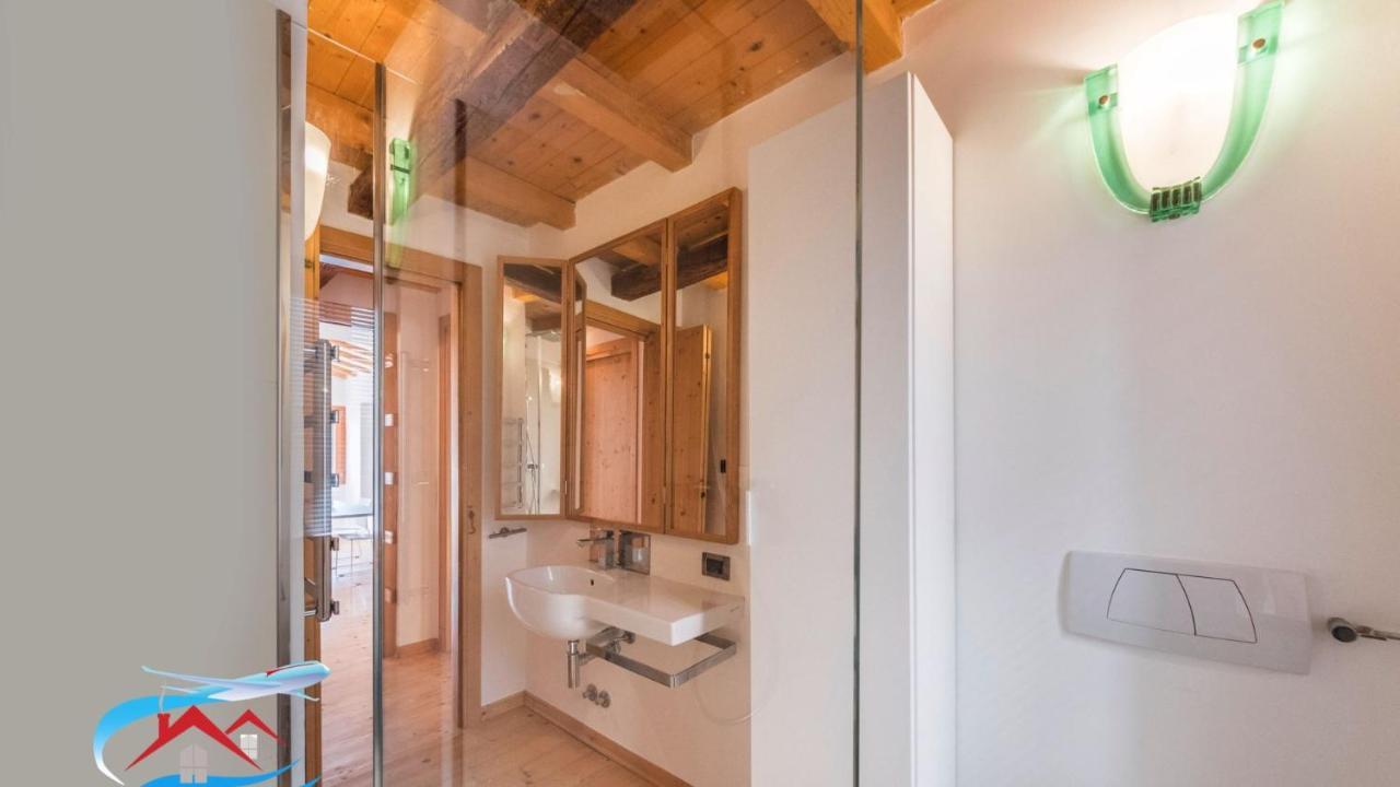 Appartement Au Nom De La Rose à Venise Extérieur photo